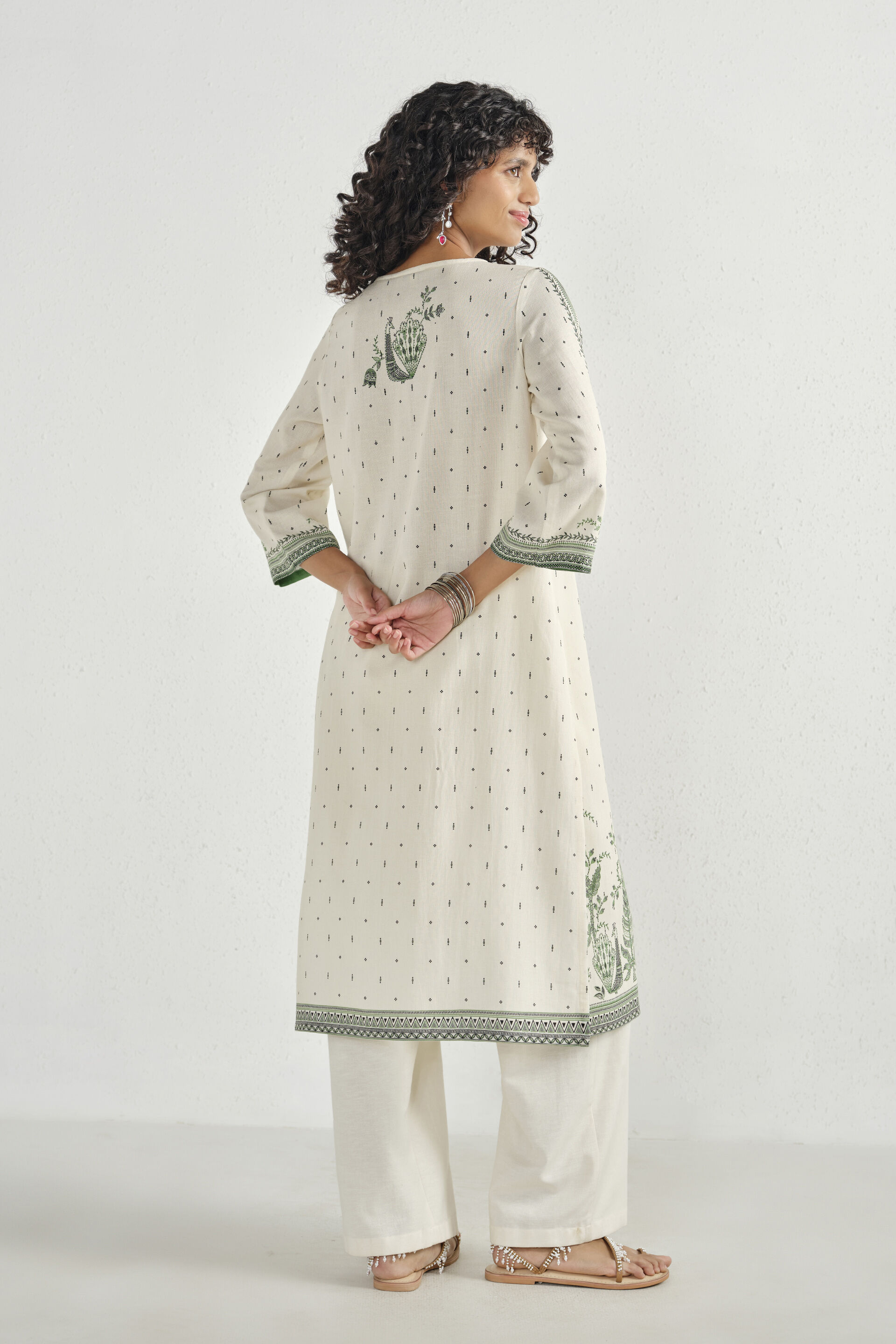 Amaha Embroidered Kurta, Off White, image 6